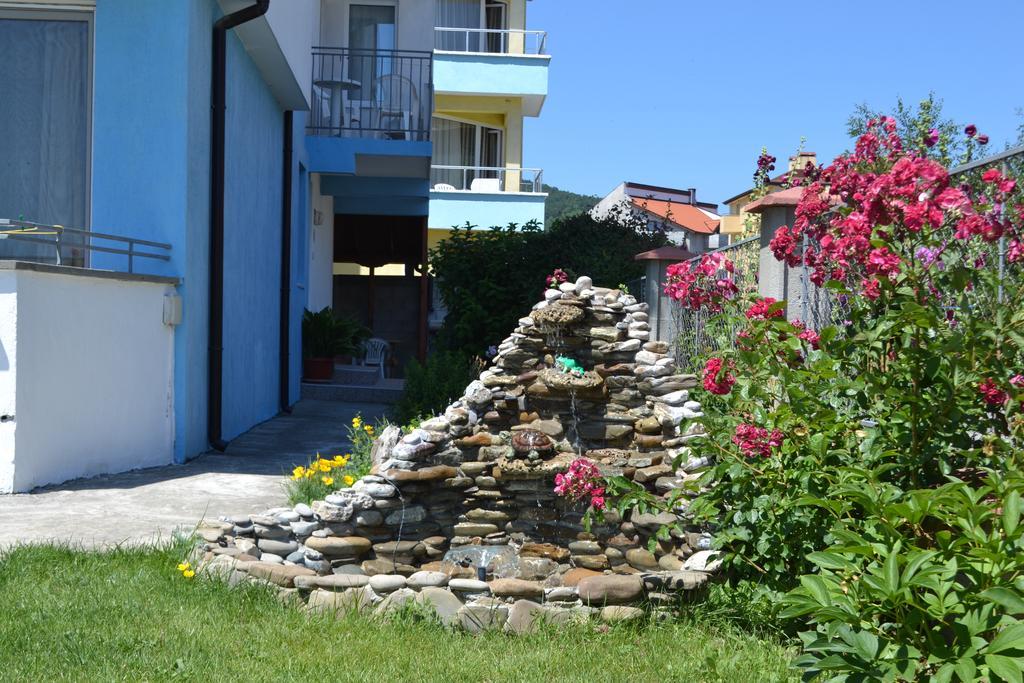 Galina Guest House Obzor Ngoại thất bức ảnh